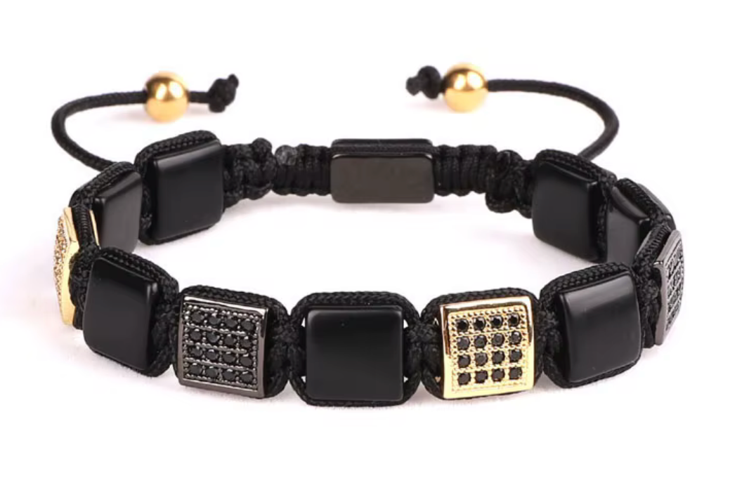 LevomoCPH Stone Bracelet 'Black and Gold'